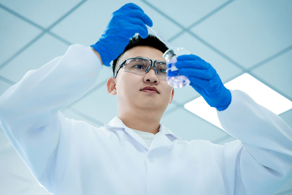 在分子合成研究、精细化工工艺开发、生产过程体系管理三大核心能力建设方面已取得较大成果